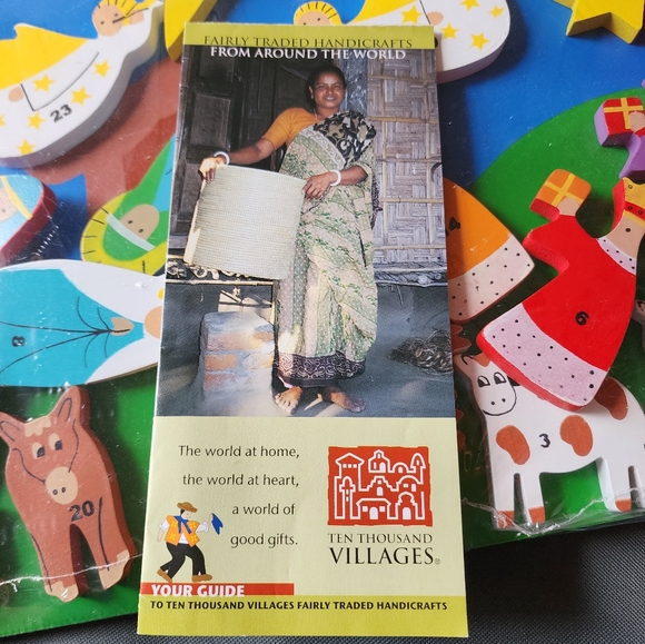 Wood crafted Nativity Puzzle - Picture 3 of 12